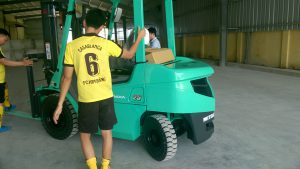 lap dat lop xe nang hang