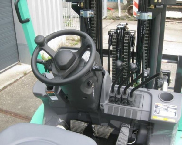 #1 Xe nâng là gì? Cấu tạo xe nâng hàng và nguyên lý hoạt động của nó