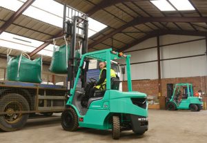 Xe nâng hàng cũ Mitsubishi